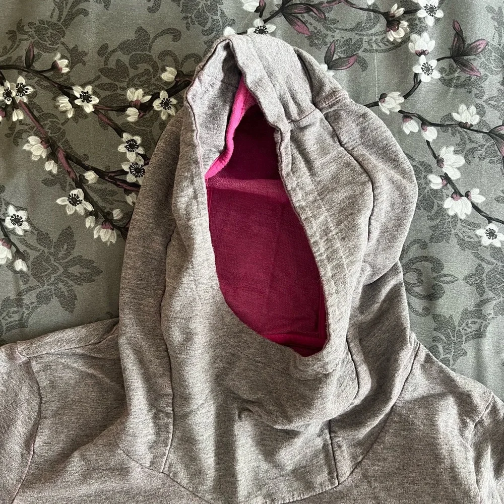 Bench Gray Sweatshirt with Magenta Interior - Picture 12 of 14